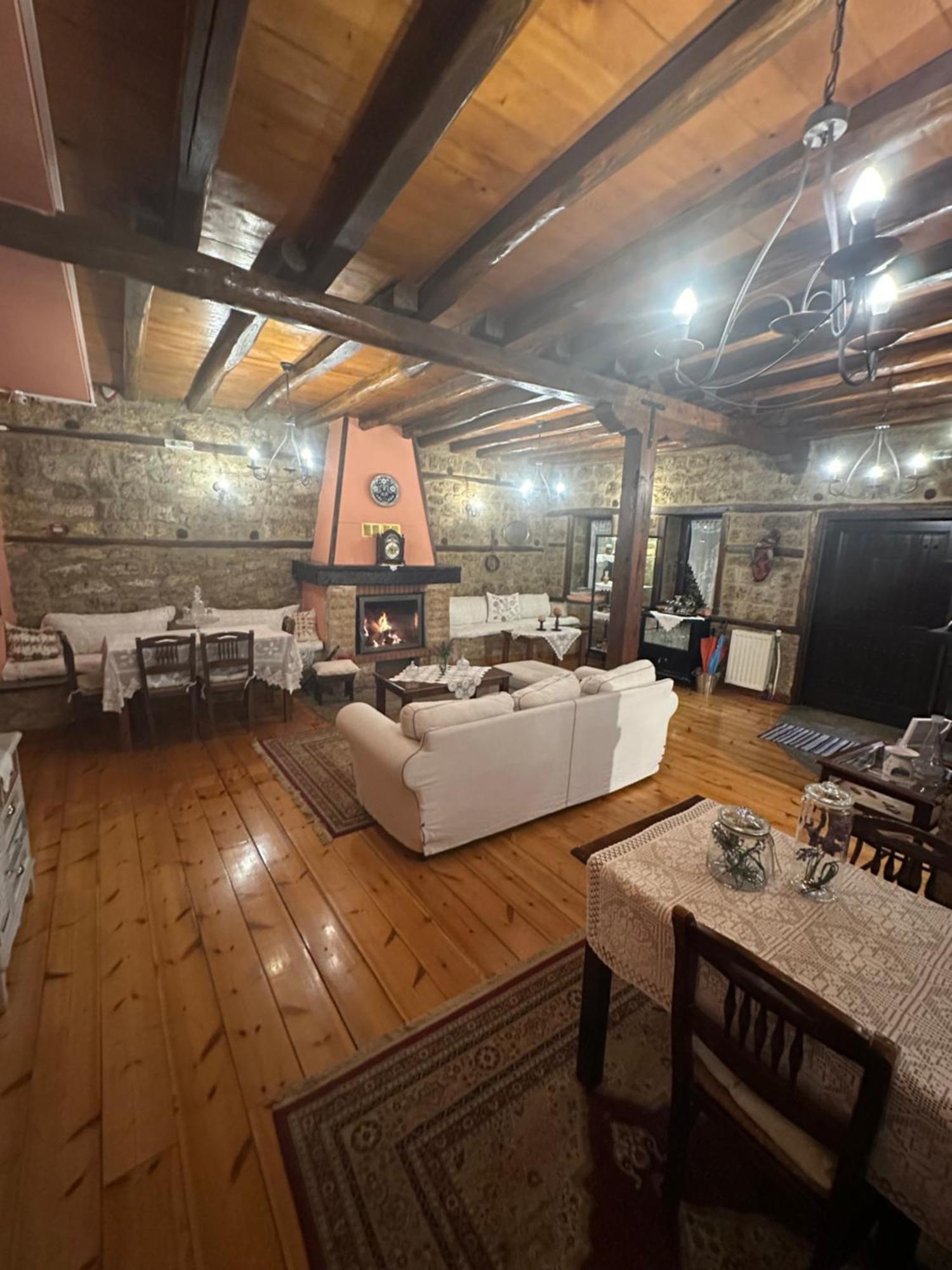 Varosi Guesthouse Edessa Buitenkant foto