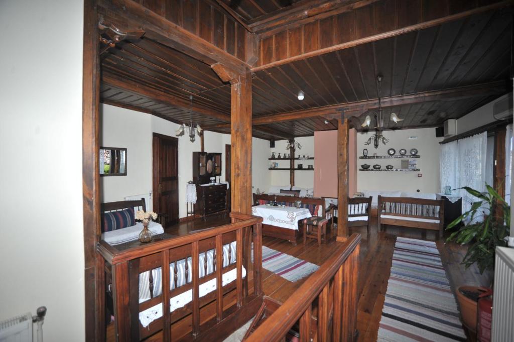 Varosi Guesthouse Edessa Buitenkant foto