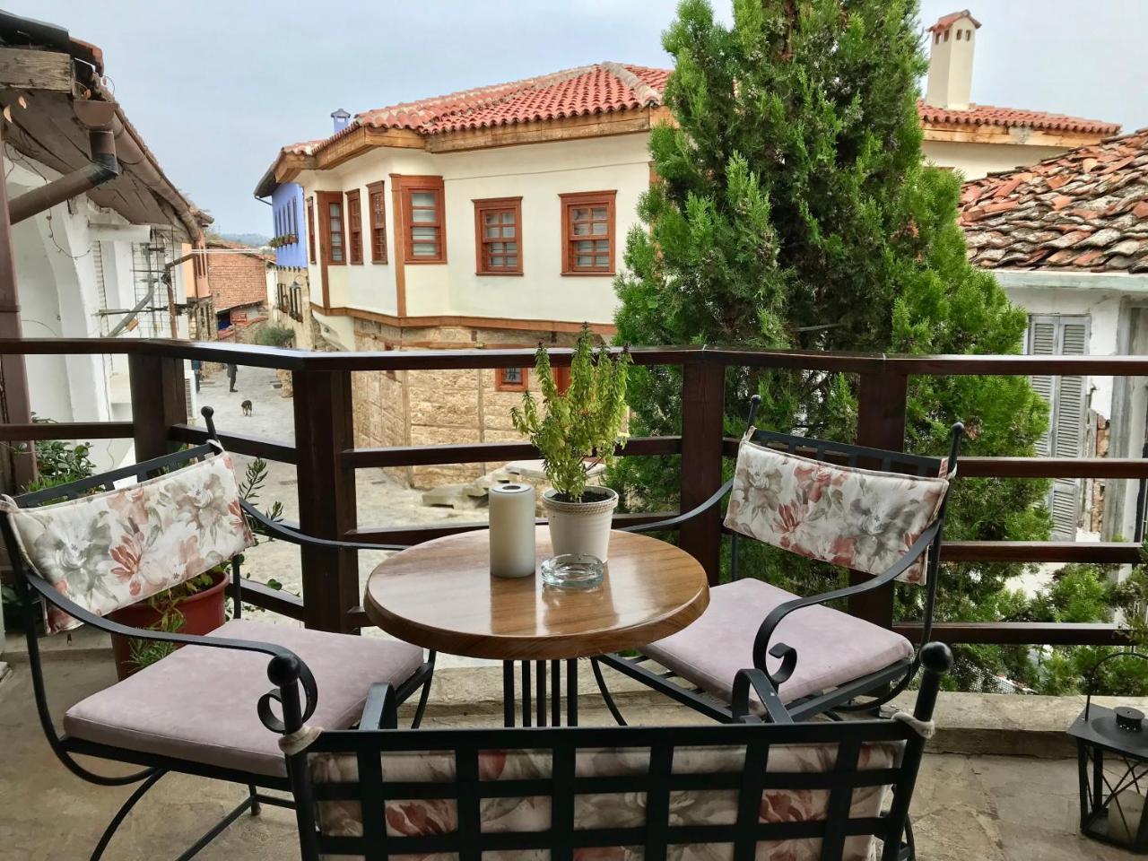 Varosi Guesthouse Edessa Buitenkant foto